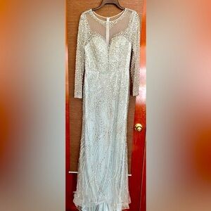 Silver beaded gown size 16 New